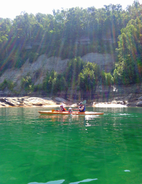 paddling along the pictured rocks cliffs