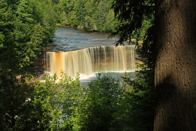 the upper falls overlook