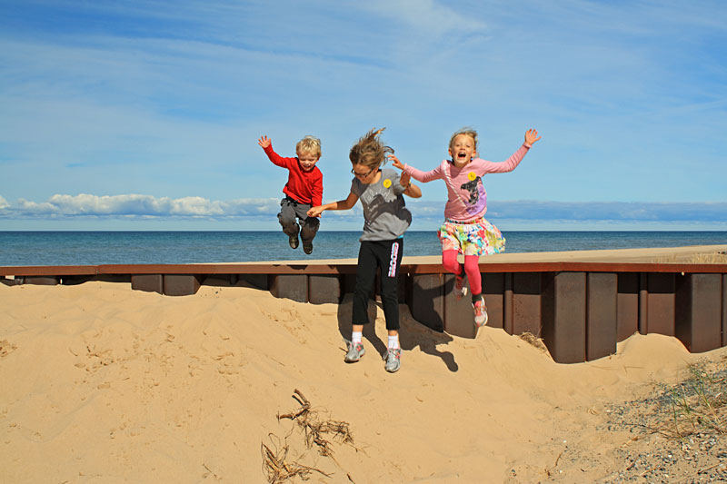 jumping from the breakwall