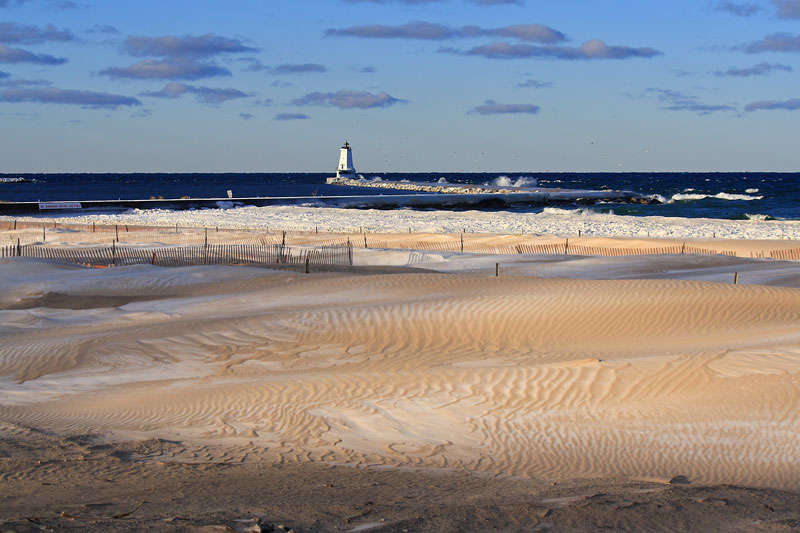 Ludington harbor lighthouse