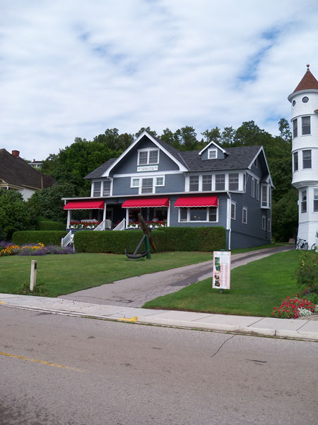 mackinac island yacht club