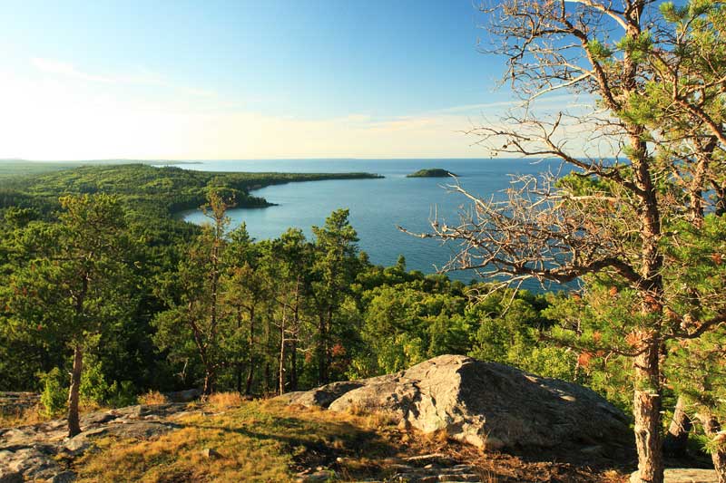 the vew to the north on top of sugarloaf mountain