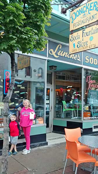 outside donckers candy store marquette