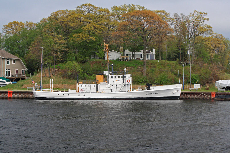 coast gurad boat in muskegon harbor