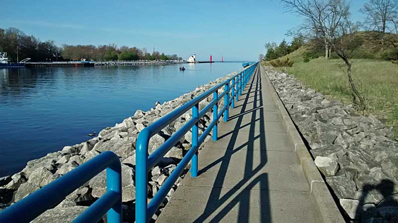 muskegon state park channel walk