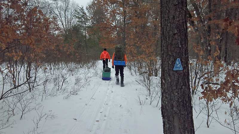 starting the hike in to lost lake campsite on pine valleys pathway