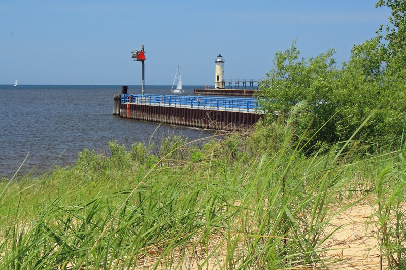 mainstee lighthouse