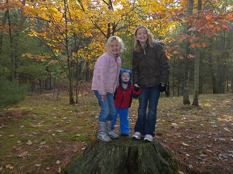 the kids club behind our campsite