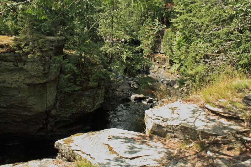 canyon gorge on the strugen river