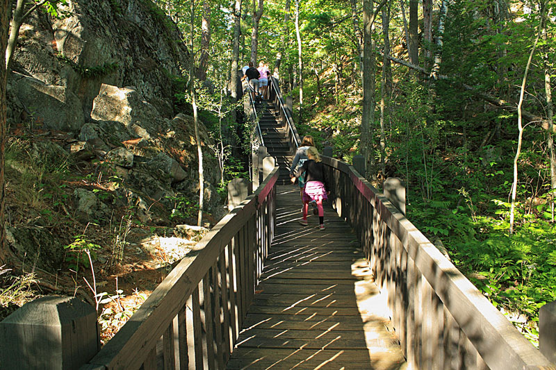 climbing the stairs to the top of sugarloaf mountain