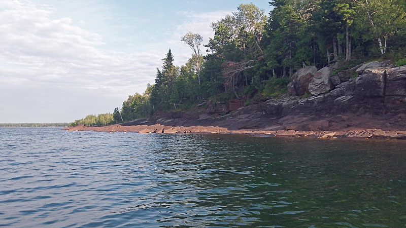 lake superior cliffs leaving from union bay