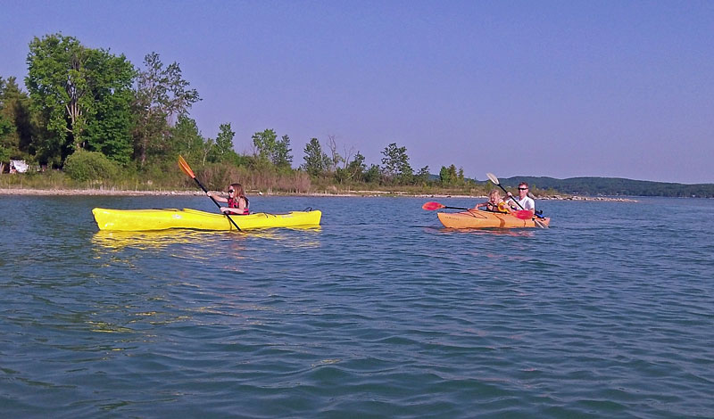 kayaking lake charlevoix